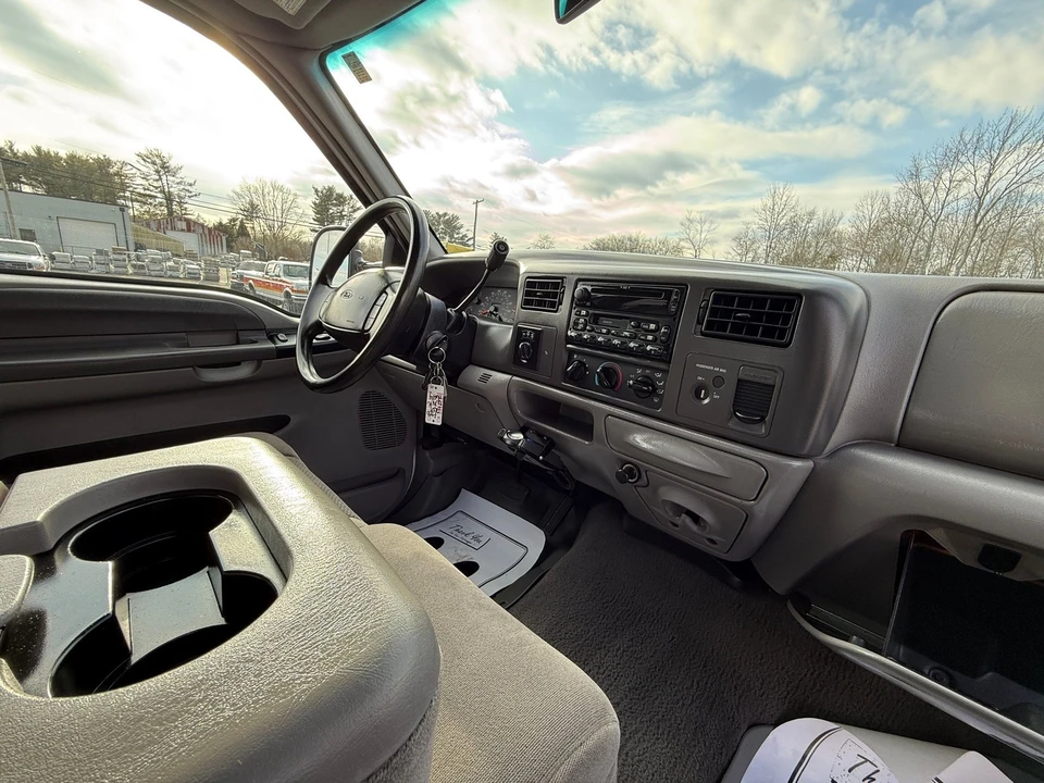 2001 Ford Super Duty 1st Gen - Image 10 of 21
