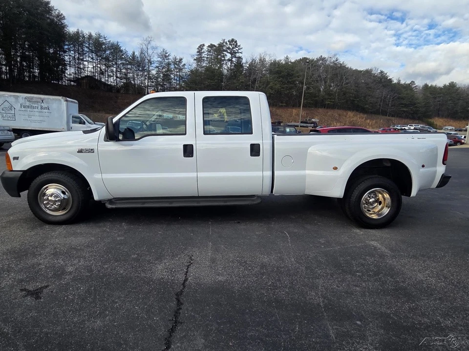 2001 Ford Super Duty 1st Gen - Image 11 of 16