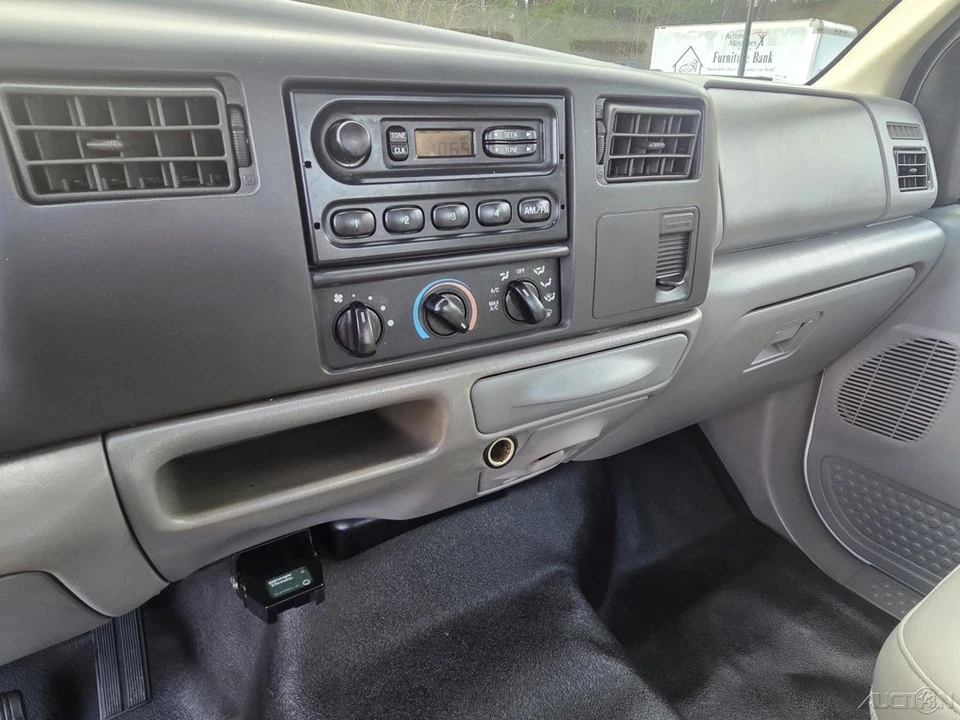 2001 Ford Super Duty 1st Gen - Image 10 of 17