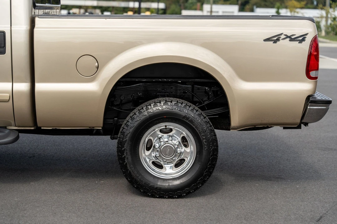 2001 Ford Super Duty 1st Gen - Image 18 of 21