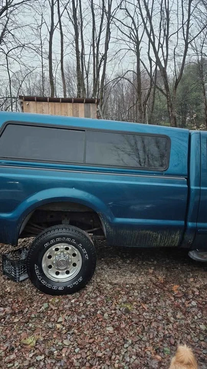 2001 Ford Super Duty 1st Gen - Image 2 of 13