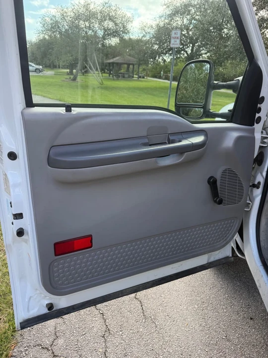 2001 Ford Super Duty 1st Gen - Image 7 of 19