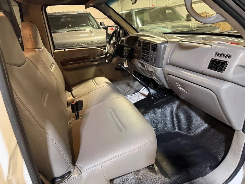 2001 Ford Super Duty 1st Gen - Image 10 of 12