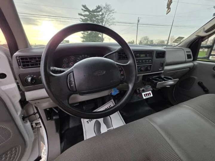 2001 Ford Super Duty 1st Gen - Image 13 of 30