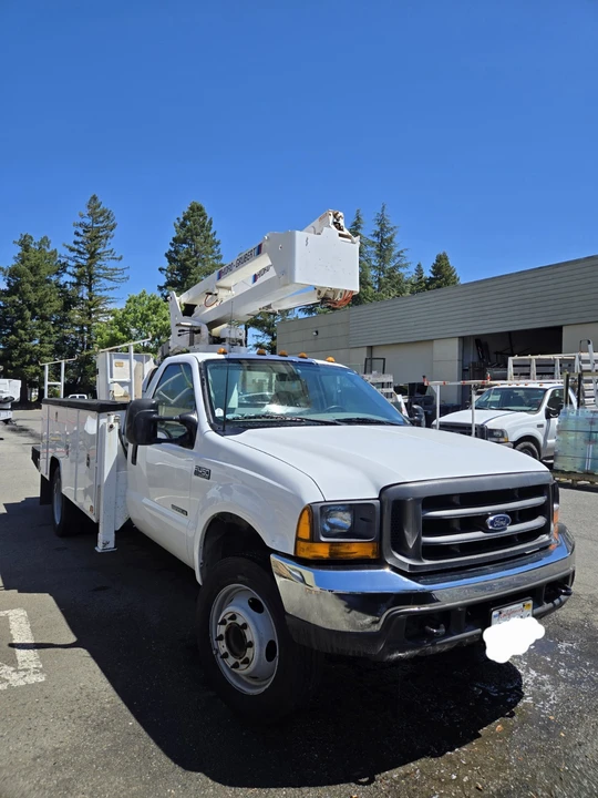 2001 Ford Super Duty 1st Gen - Image 2 of 17