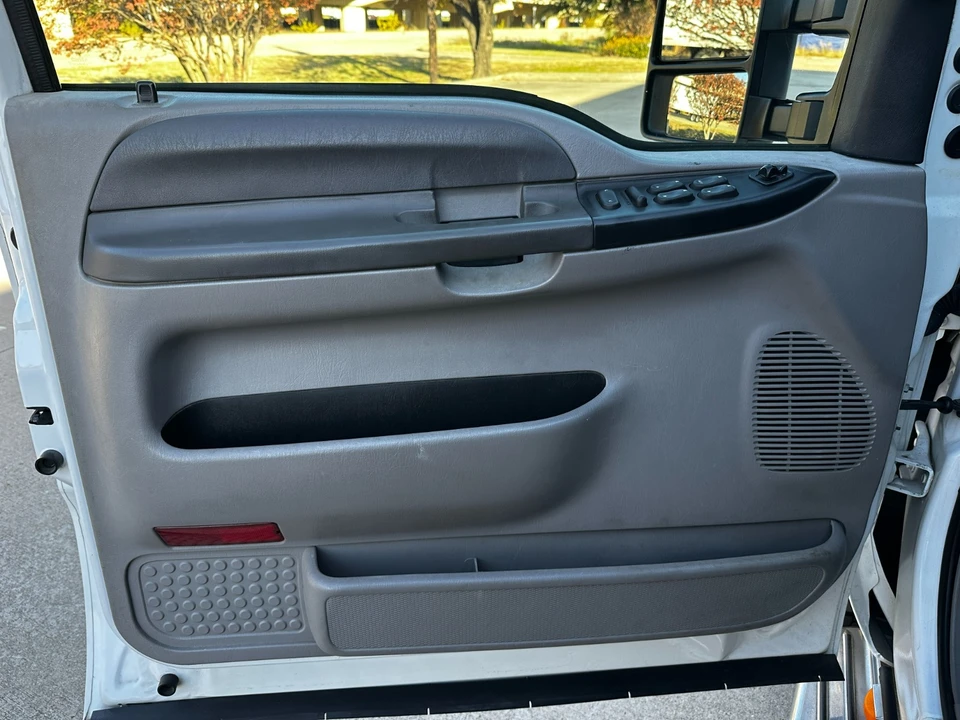 2001 Ford Super Duty 1st Gen - Image 11 of 21