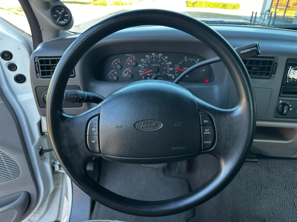 2001 Ford Super Duty 1st Gen - Image 16 of 21