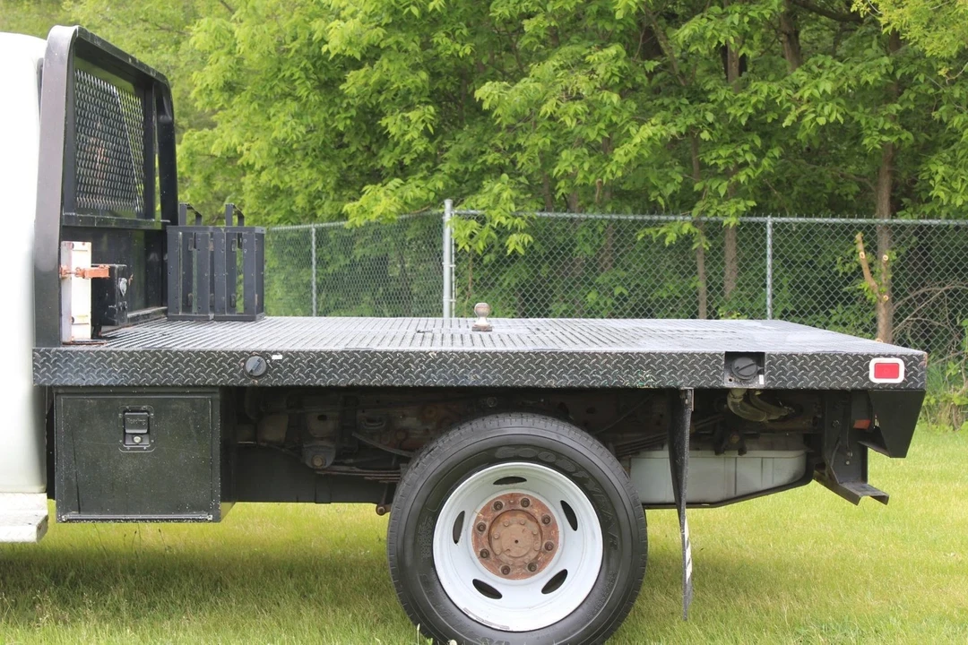 2001 Ford Super Duty 1st Gen - Image 3 of 12