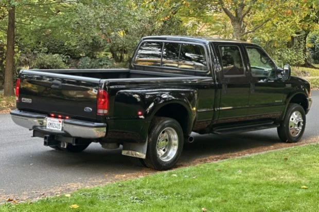 2001 Ford Super Duty 1st Gen - Image 2 of 7