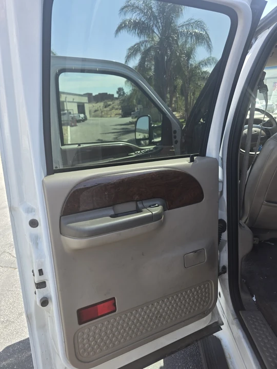 2001 Ford Super Duty 1st Gen - Image 9 of 18