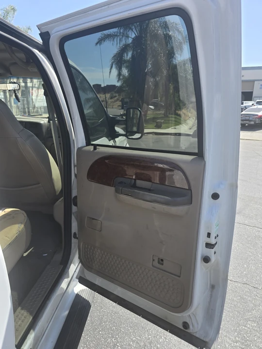 2001 Ford Super Duty 1st Gen - Image 10 of 18