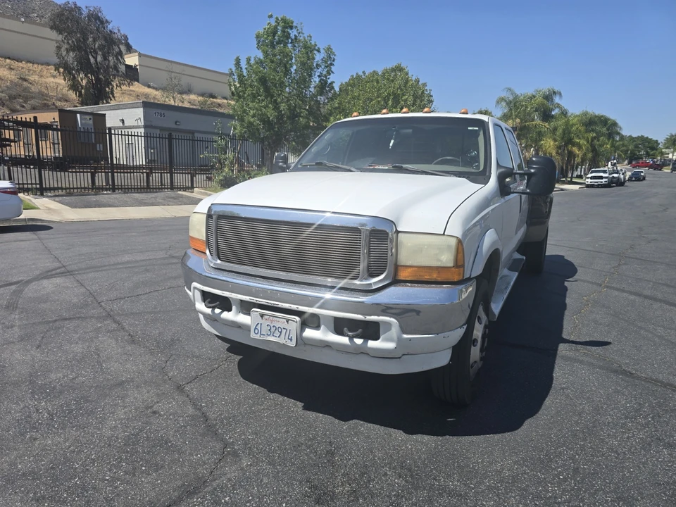 2001 Ford Super Duty 1st Gen - Image 2 of 18