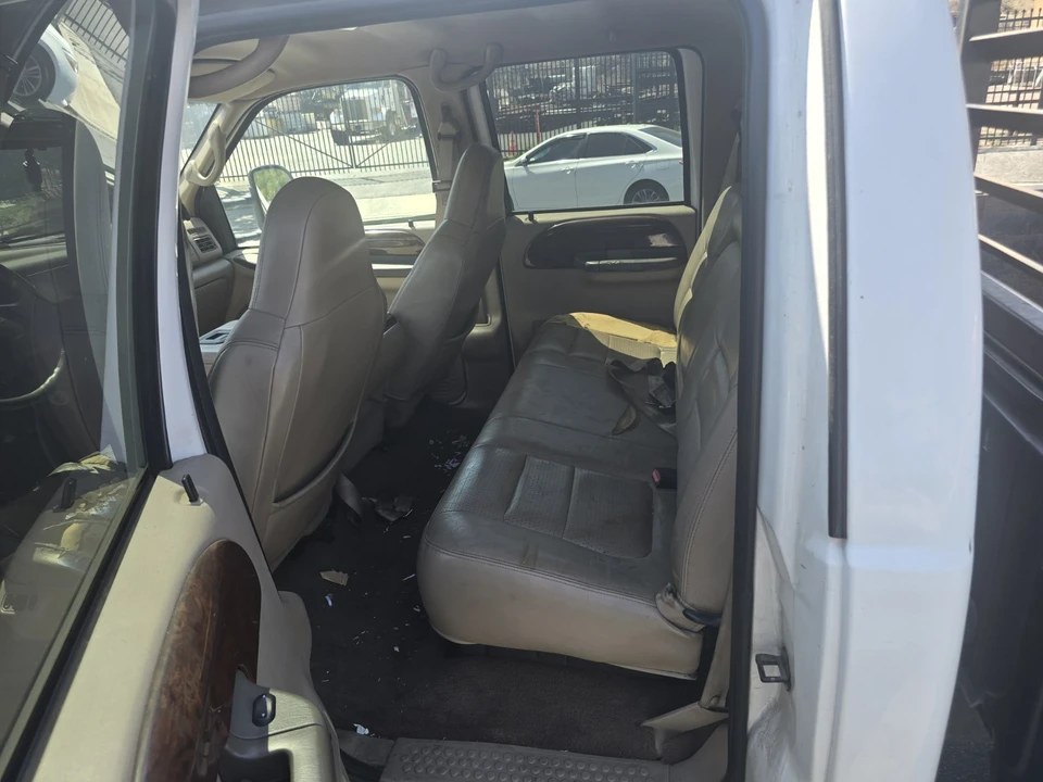 2001 Ford Super Duty 1st Gen - Image 12 of 18