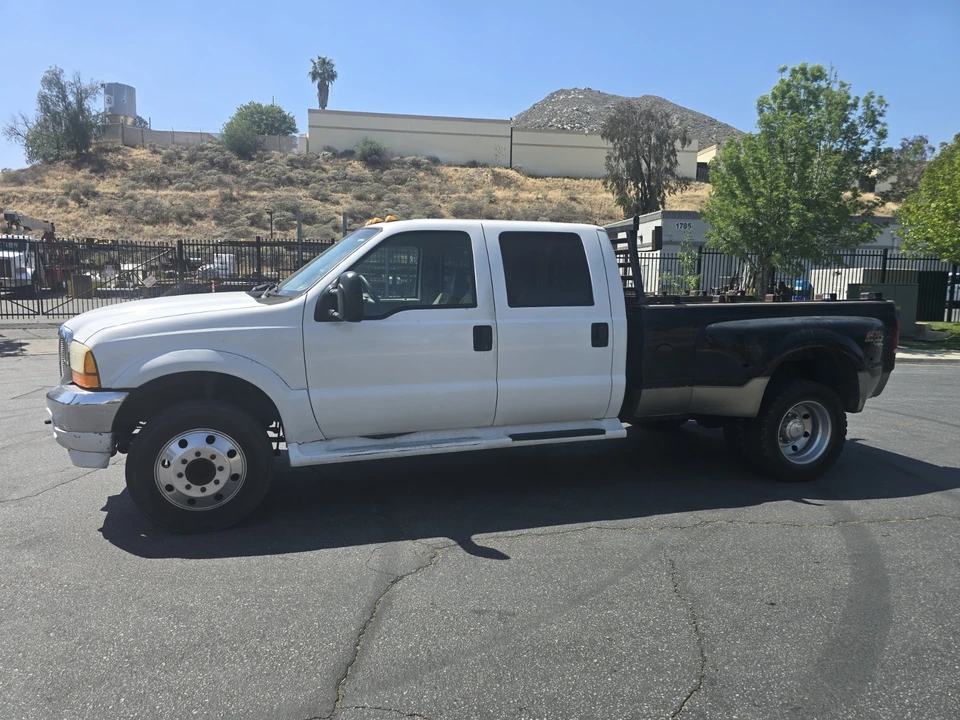 2001 Ford Super Duty 1st Gen - Image 3 of 18