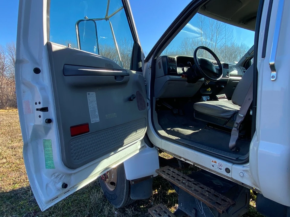 2001 Ford Super Duty 1st Gen - Image 7 of 31