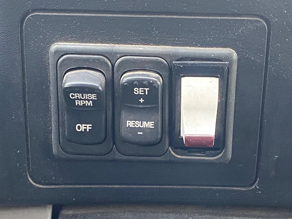 2001 Ford Super Duty 1st Gen - Image 25 of 31