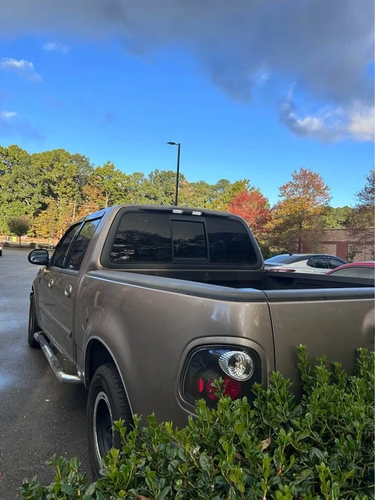 2001 Ford F-150 10th Gen - Image 3 of 10