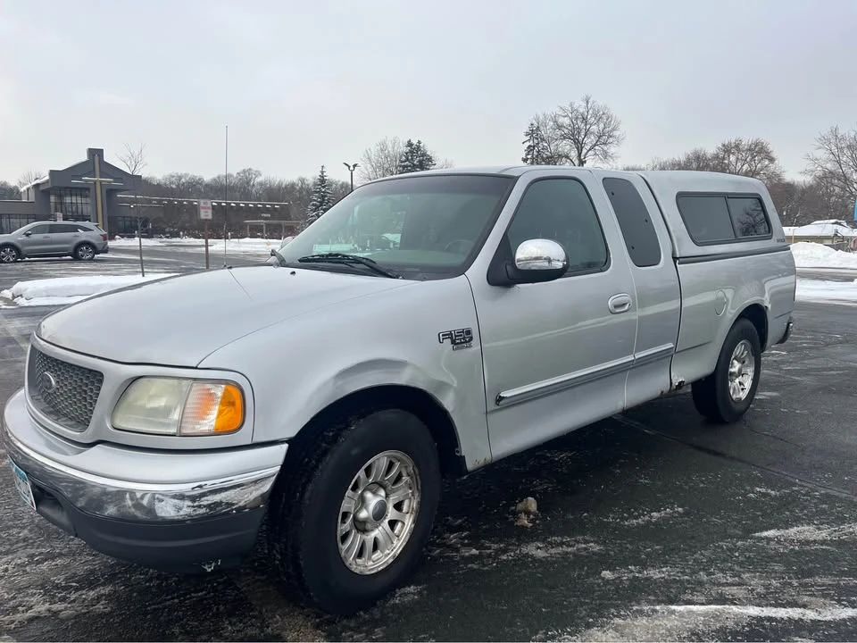 2001 Ford F-150 10th Gen - Image 2 of 9