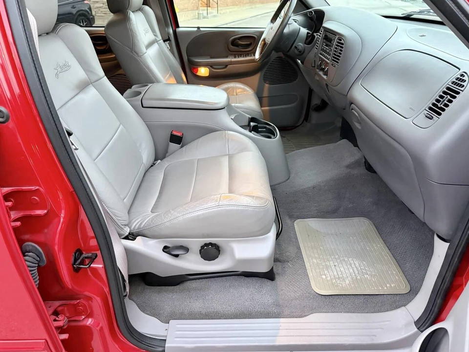 2001 Ford F-150 10th Gen - Image 23 of 31