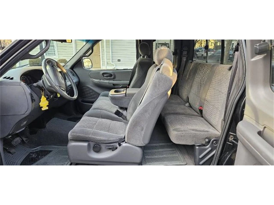 2001 Ford F-150 10th Gen - Image 6 of 18