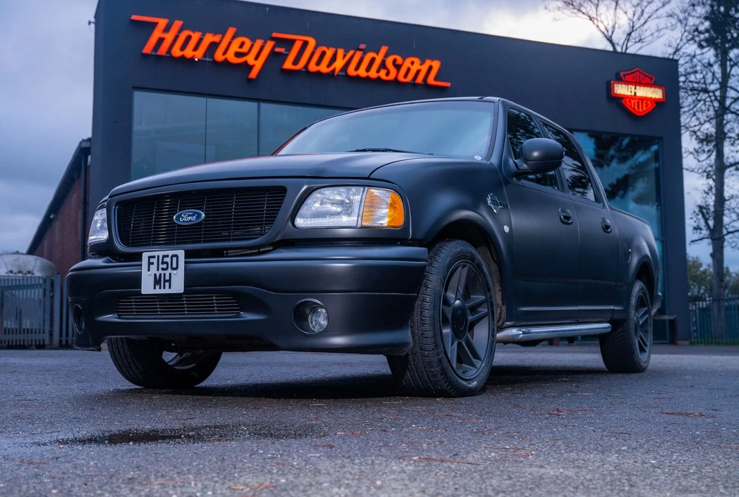 2001 Ford F-150 10th Gen - Image 17 of 30