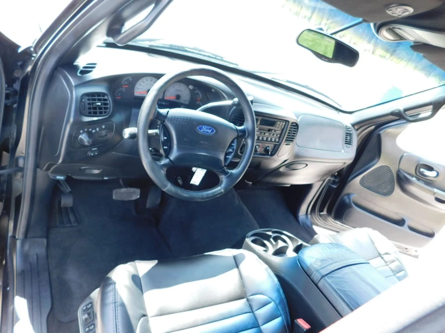 2001 Ford F-150 10th Gen - Image 7 of 15