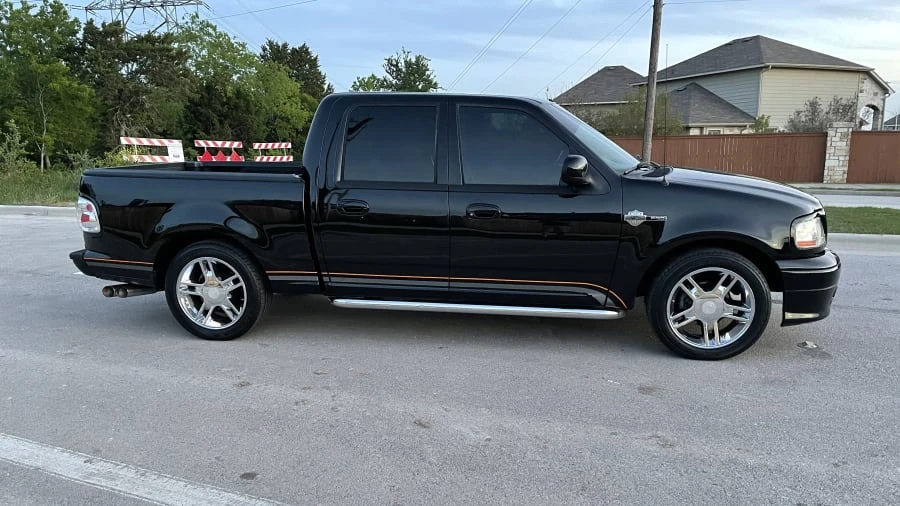 2001 Ford F-150 10th Gen - Image 16 of 18