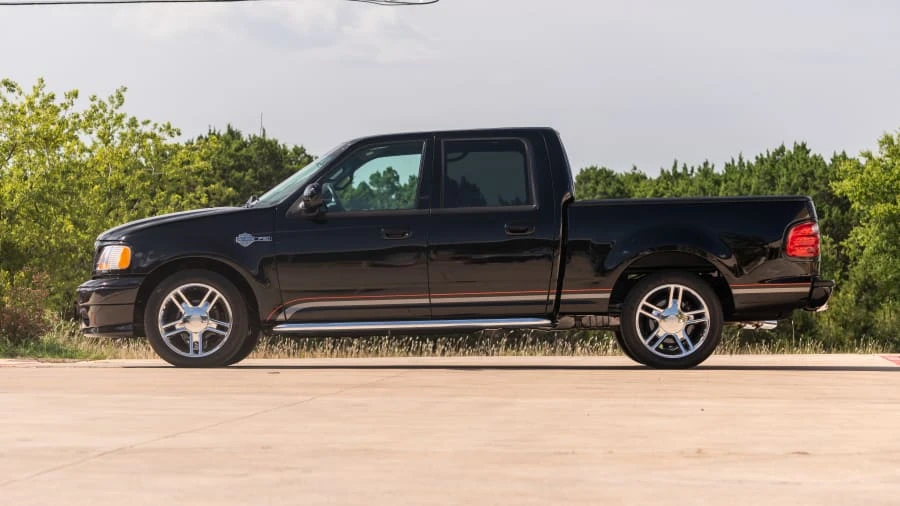 2001 Ford F-150 10th Gen - Image 2 of 12
