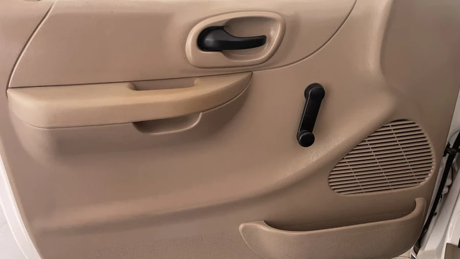 2001 Ford F-150 10th Gen - Image 9 of 15