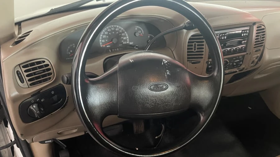 2001 Ford F-150 10th Gen - Image 4 of 15