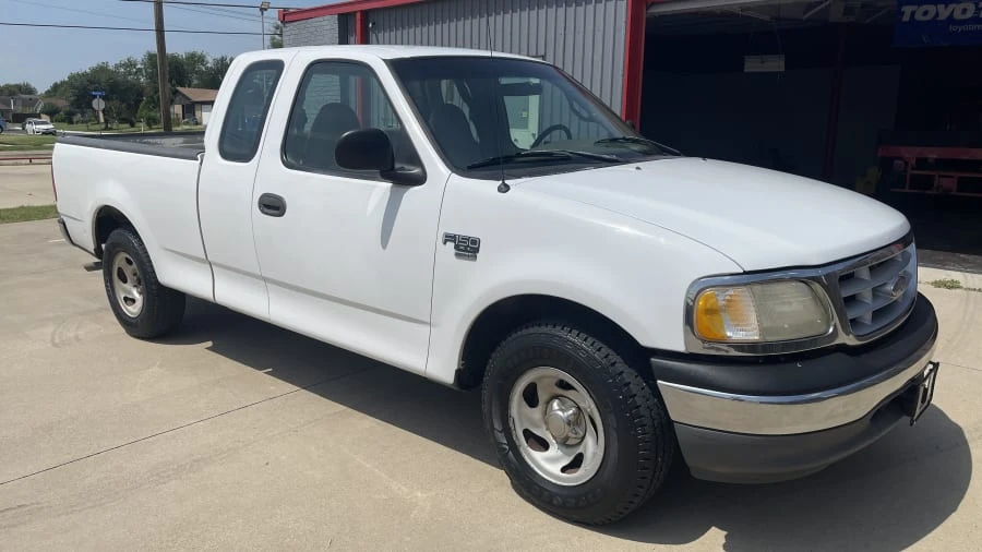 2001 Ford F-150 10th Gen - Image 14 of 15