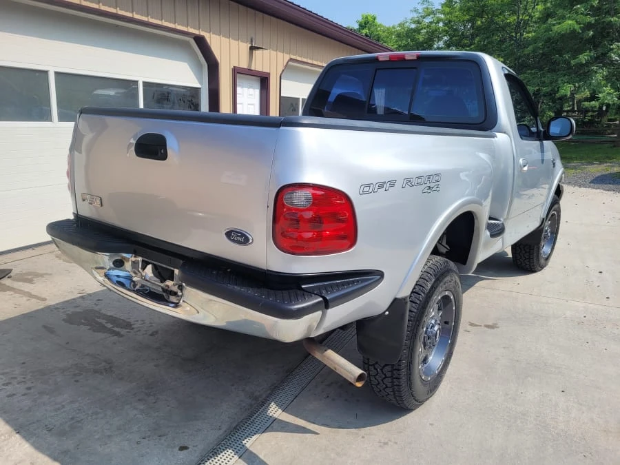 2001 Ford F-150 10th Gen - Image 5 of 9