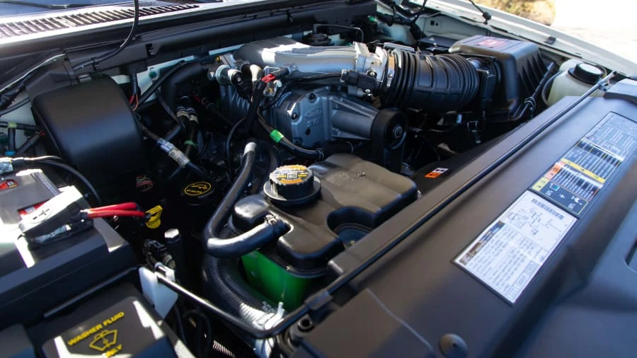 2001 Ford F-150 SVT Lightning 10th Gen - Image 7 of 12