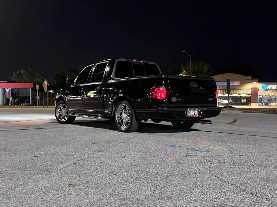2001 Ford F-150 10th Gen - Image 4 of 20
