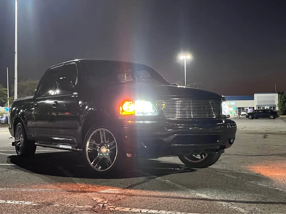 2001 Ford F-150 10th Gen - Image 3 of 20