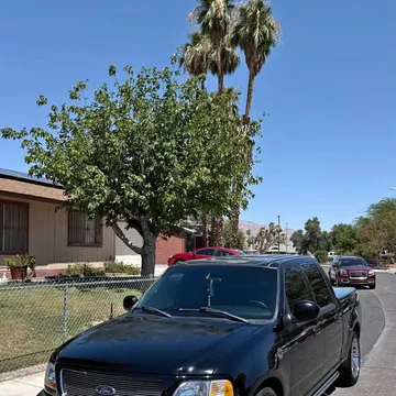 2001 Ford F150 SuperCrew Cab Harley Davidson Edition