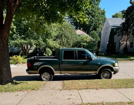 2001 Ford F150 SuperCrew Cab · XLT Pickup 4D 5 1/2 ft
