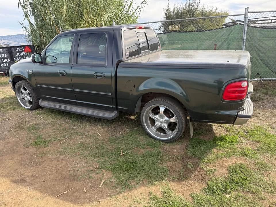 2001 Ford F-150 10th Gen - Image 2 of 5