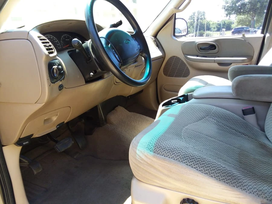 2001 Ford F-150 10th Gen - Image 3 of 11
