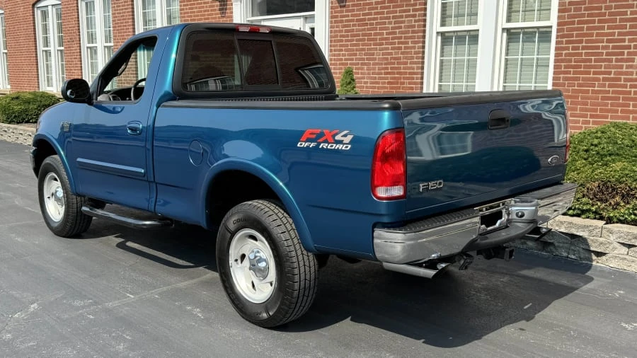 2001 Ford F-150 10th Gen - Image 3 of 8