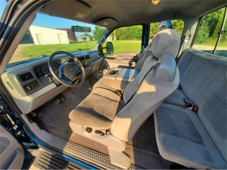 2001 Ford Super Duty 1st Gen - Image 7 of 18