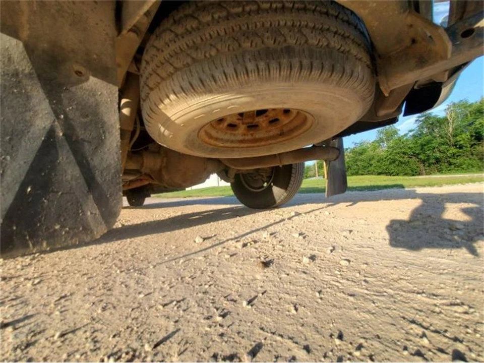 2001 Ford Super Duty 1st Gen - Image 6 of 18