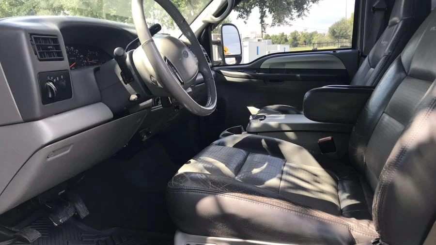 2001 Ford Super Duty 1st Gen - Image 3 of 13