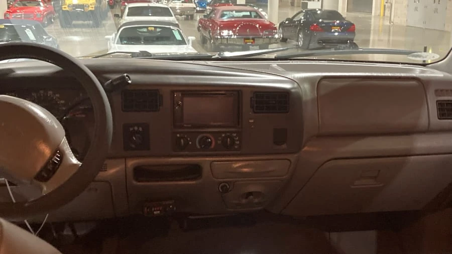 2001 Ford Super Duty 1st Gen - Image 4 of 13