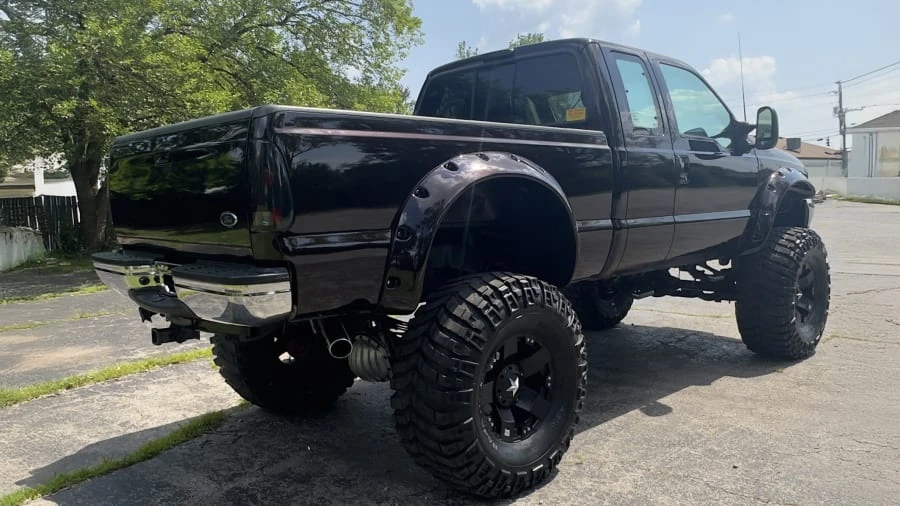 2001 Ford Super Duty 1st Gen - Image 3 of 13