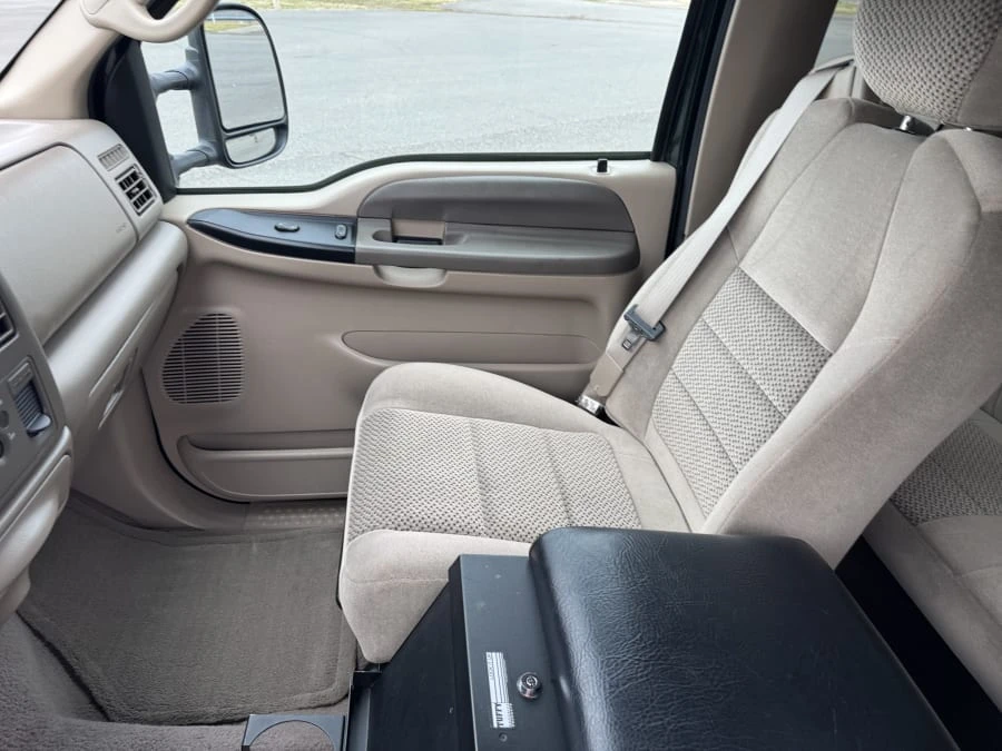 2001 Ford Super Duty 1st Gen - Image 19 of 31