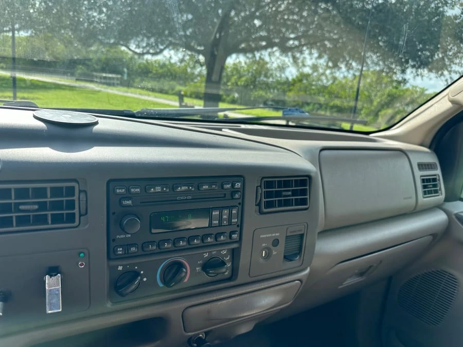 2001 Ford Super Duty 1st Gen - Image 18 of 23