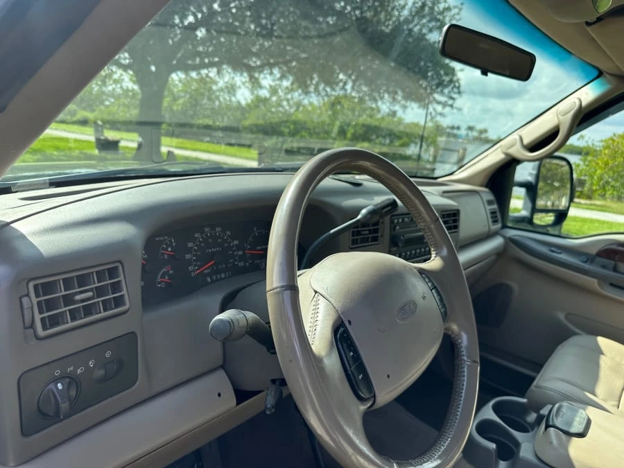 2001 Ford Super Duty 1st Gen - Image 11 of 23