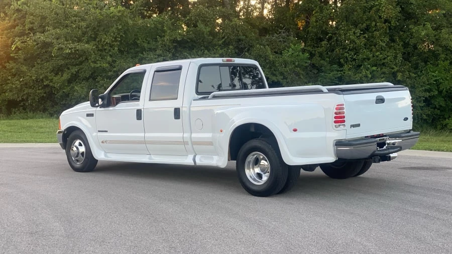 2001 Ford Super Duty 1st Gen - Image 3 of 14