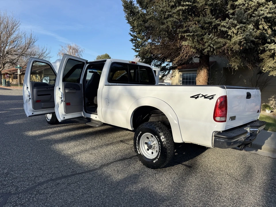 2001 Ford Super Duty 1st Gen - Image 10 of 21